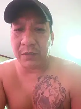 luizam1976 online show from June 13, 9:35 pm