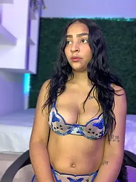 Snapshot of KissyIsabella_ chatting on June 24, 12:37 pm KissyIsabella online show from June 24, 12:37 pm