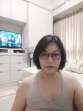 becca201 online show from July 25, 1:36 am