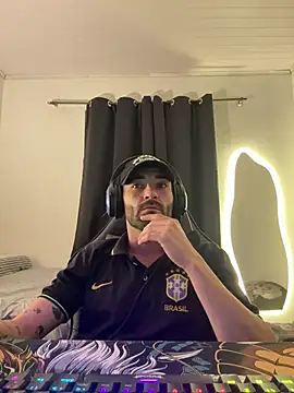 Aaron hyuga online show from June 5, 3:46 am
