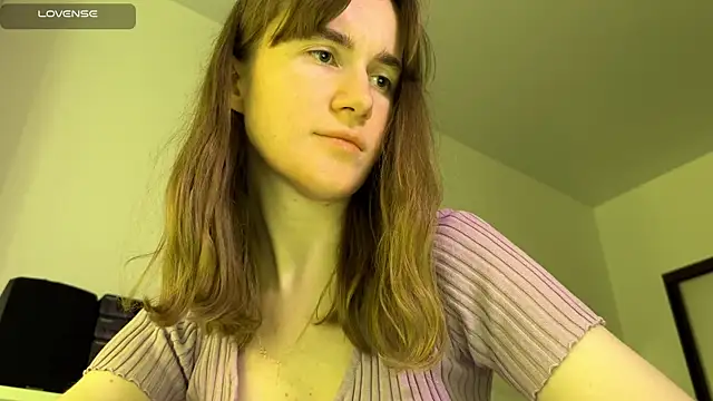 Snapshot of agniia257 chatting on July 19, 2:15 am agniia257 online show from July 19, 2:15 am