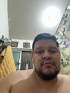 Snapshot of fercho25rv chatting on July 15, 6:18 am fercho25rv online show from July 15, 6:18 am
