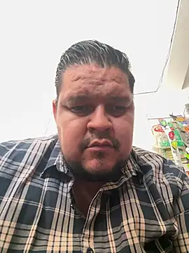 Snapshot of fercho25rv chatting on July 15, 6:35 pm fercho25rv online show from July 15, 6:35 pm
