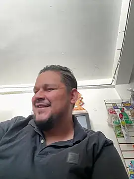 Snapshot of fercho25rv chatting on July 25, 6:27 pm fercho25rv online show from July 25, 6:27 pm
