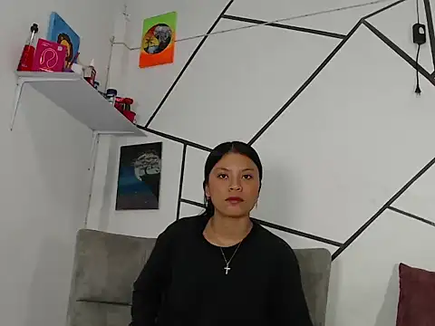 charlotte vickie online show from July 10, 11:02 am