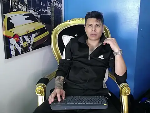 AquilesTaylor online show from June 20, 12:30 pm