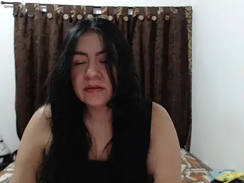 Snapshot of Luna-dark chatting on July 25, 12:20 am Luna-dark online show from July 25, 12:20 am