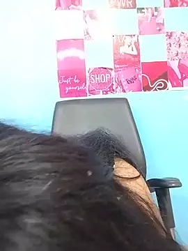 Snapshot of Naughty_Kiara_ chatting on June 8, 4:24 am Naughty Kiara online show from June 8, 4:24 am