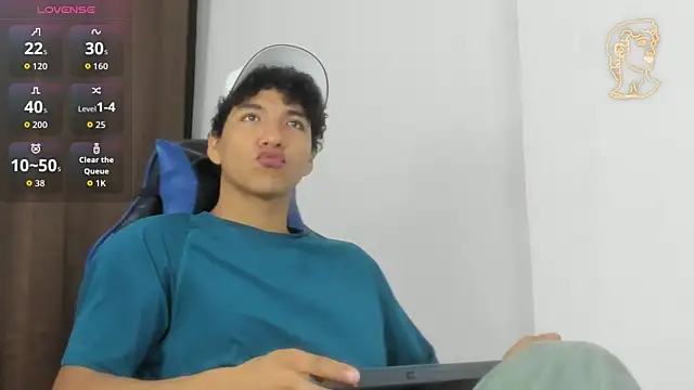 Maximiliano Young online show from May 31, 12:56 pm