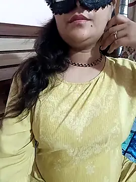 Snapshot of Archana_32 chatting on July 18, 1:10 am Archana 32 online show from July 18, 1:10 am