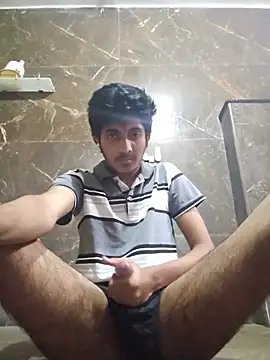 Snapshot of tamil_guy007 chatting on June 8, 10:26 am tamil guy007 online show from June 8, 10:26 am