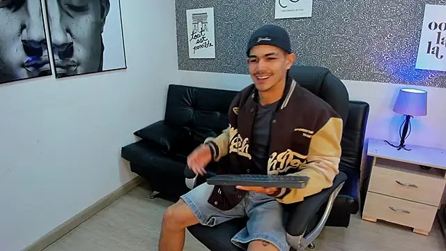 Jared Cole online show from June 1, 11:23 am