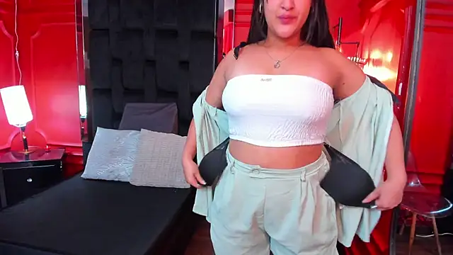 Snapshot of amberhanks chatting on July 7, 12:09 pm amberhanks online show from July 7, 12:09 pm