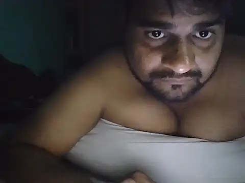 Snapshot of mature_boy_patna chatting on June 15, 4:36 am mature boy patna online show from June 15, 4:36 am