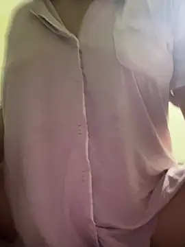 Snapshot of Melinagozx chatting on July 21, 3:58 pm Melinagozx online show from July 21, 3:58 pm