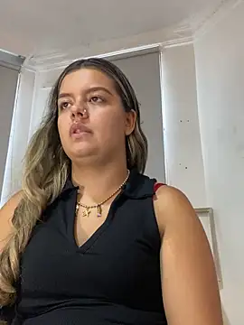 azulskyer online show from June 2, 5:48 pm