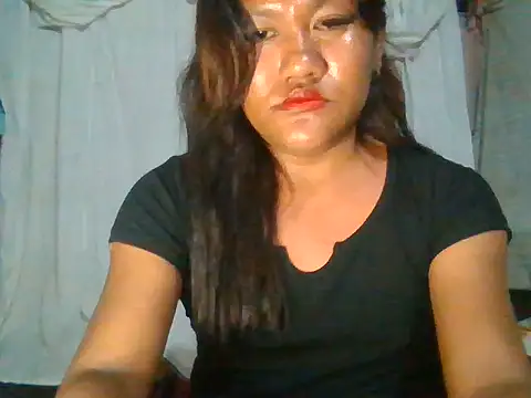 Snapshot of miyalicious chatting on June 22, 9:01 pm miyalicious online show from June 22, 9:01 pm