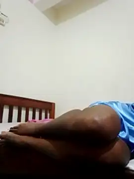 Snapshot of Sexyanikah chatting on June 17, 7:44 am Sexyanikah online show from June 17, 7:44 am