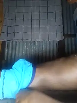 Snapshot of Tommie677 chatting on June 3, 10:51 am Tommie677 online show from June 3, 10:51 am