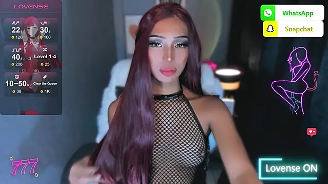 Snapshot of Attractive_Goddess_Isla chatting on June 2, 4:58 am Attractive Goddess Isla online show from June 2, 4:58 am