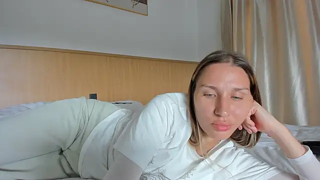 SofiClimbing online show from March 14, 5:46 am