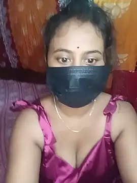 Snapshot of Sayanichatterjee024 chatting on June 25, 6:18 am Sayanichatterjee024 online show from June 25, 6:18 am