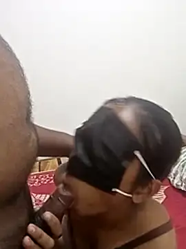 slfuncouple online show from June 5, 10:54 am