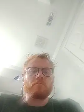 Snapshot of Harddickdadbod chatting on July 20, 6:28 am Harddickdadbod online show from July 20, 6:28 am