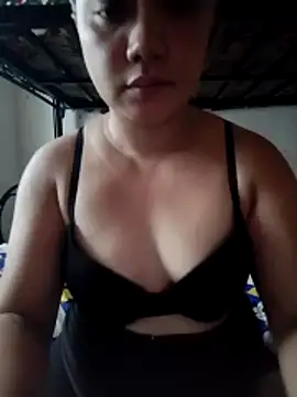 prettydora  online show from June 3, 2:25 am