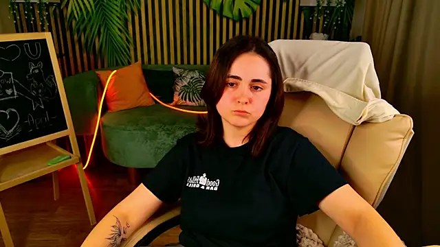 AprilMunoz online show from June 3, 2:33 pm