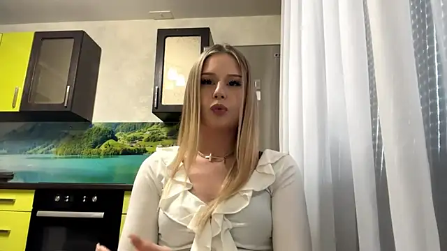 YelledBlink online show from June 4, 1:06 pm