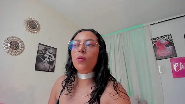 ElaRosse1 online show from June 3, 1:03 pm