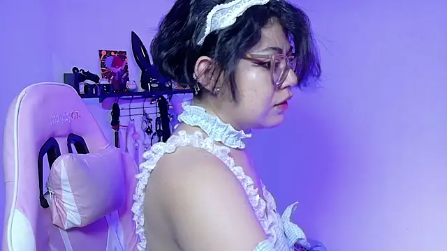 Meow cat4 online show from June 15, 7:49 pm