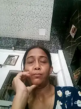 Snapshot of Hot-Angel088 chatting on July 14, 4:39 am Hot-Angel088 online show from July 14, 4:39 am