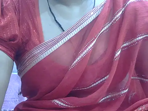 Snapshot of hey_darling_ chatting on July 5, 11:06 am hey darling online show from July 5, 11:06 am
