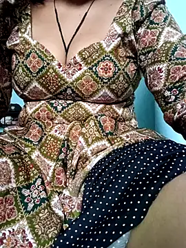 Snapshot of hey_darling_ chatting on July 18, 12:09 pm hey darling online show from July 18, 12:09 pm