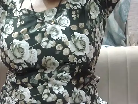 Snapshot of hey_darling_ chatting on July 19, 3:38 pm hey darling online show from July 19, 3:38 pm