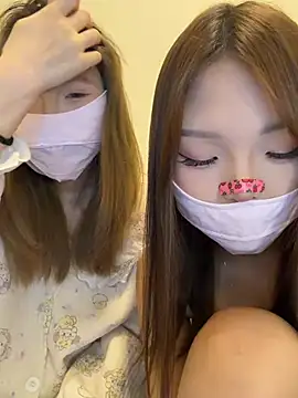 QIQI-QIQI-01 online show from July 12, 8:27 am