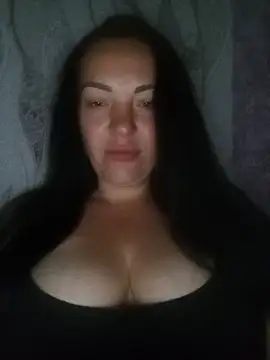 Snapshot of PrettyAngell_ chatting on June 3, 1:19 am PrettyAngell online show from June 3, 1:19 am