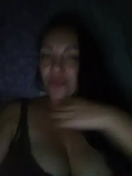 Snapshot of PrettyAngell_ chatting on July 2, 1:38 am PrettyAngell online show from July 2, 1:38 am