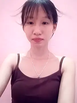 Snapshot of Abi_girl12 chatting on June 23, 5:33 pm Abi girl12 online show from June 23, 5:33 pm