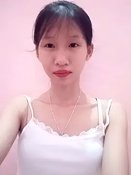 Snapshot of Abi_girl12 chatting on July 5, 5:31 pm Abi girl12 online show from July 5, 5:31 pm