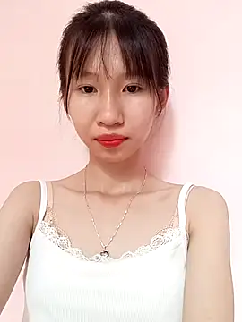 Snapshot of Abi_girl12 chatting on July 10, 5:12 am Abi girl12 online show from July 10, 5:12 am