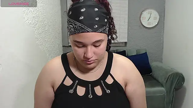 leilasosexy online show from June 24, 12:26 pm