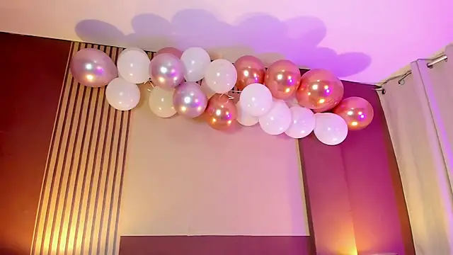 sensual fer online show from July 4, 12:55 pm
