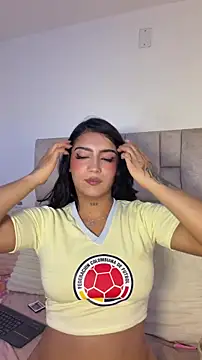 Nicolegh  online show from June 24, 2:10 am
