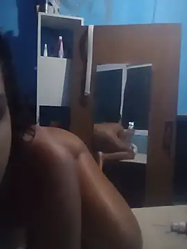 Snapshot of Mylenafe chatting on July 7, 2:03 am Mylenafe online show from July 7, 2:03 am