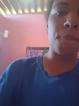 Snapshot of Mylenafe chatting on July 18, 2:43 pm Mylenafe online show from July 18, 2:43 pm
