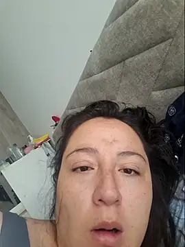 bethanii online show from June 2, 5:26 pm