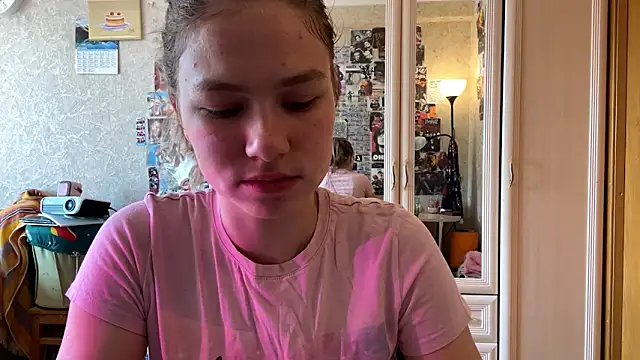 Snapshot of Codi_Rostersy chatting on June 12, 7:29 am Codi Rostersy online show from June 12, 7:29 am